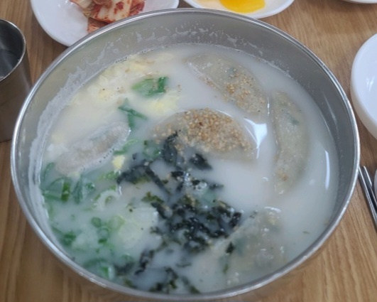 생방송투데이 대전 39년 만두 맛집(인생분식)