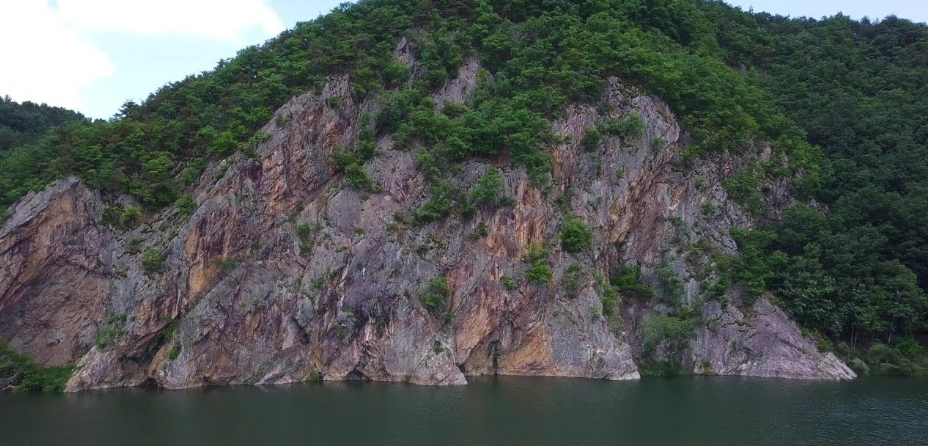 충남 금산의 적벽강