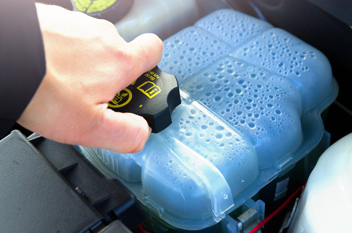 자동차 냉각수 부동액 누수 원인