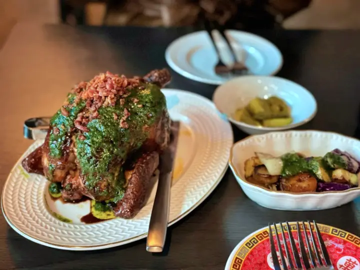줄서는식당 입짧은햇님 박나래 장작구이 통닭 마라맛 칠리오일소스 동양탉 바질페스토 서양탉 통닭구이 맛집 남영동 숙대입구 맛집 소개