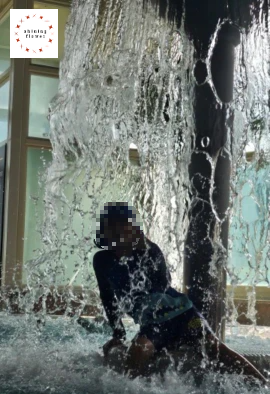 덕구온천-실내풀-테라쿠아-버섯분수