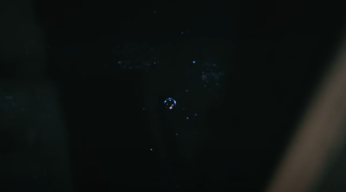 영화속 웜홀의 모습