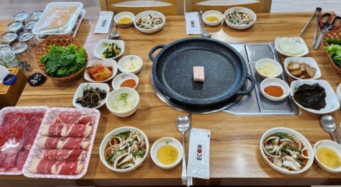 생생정보 믿고 떠나는 스타의 고장 장흥 한우삼합 맛집