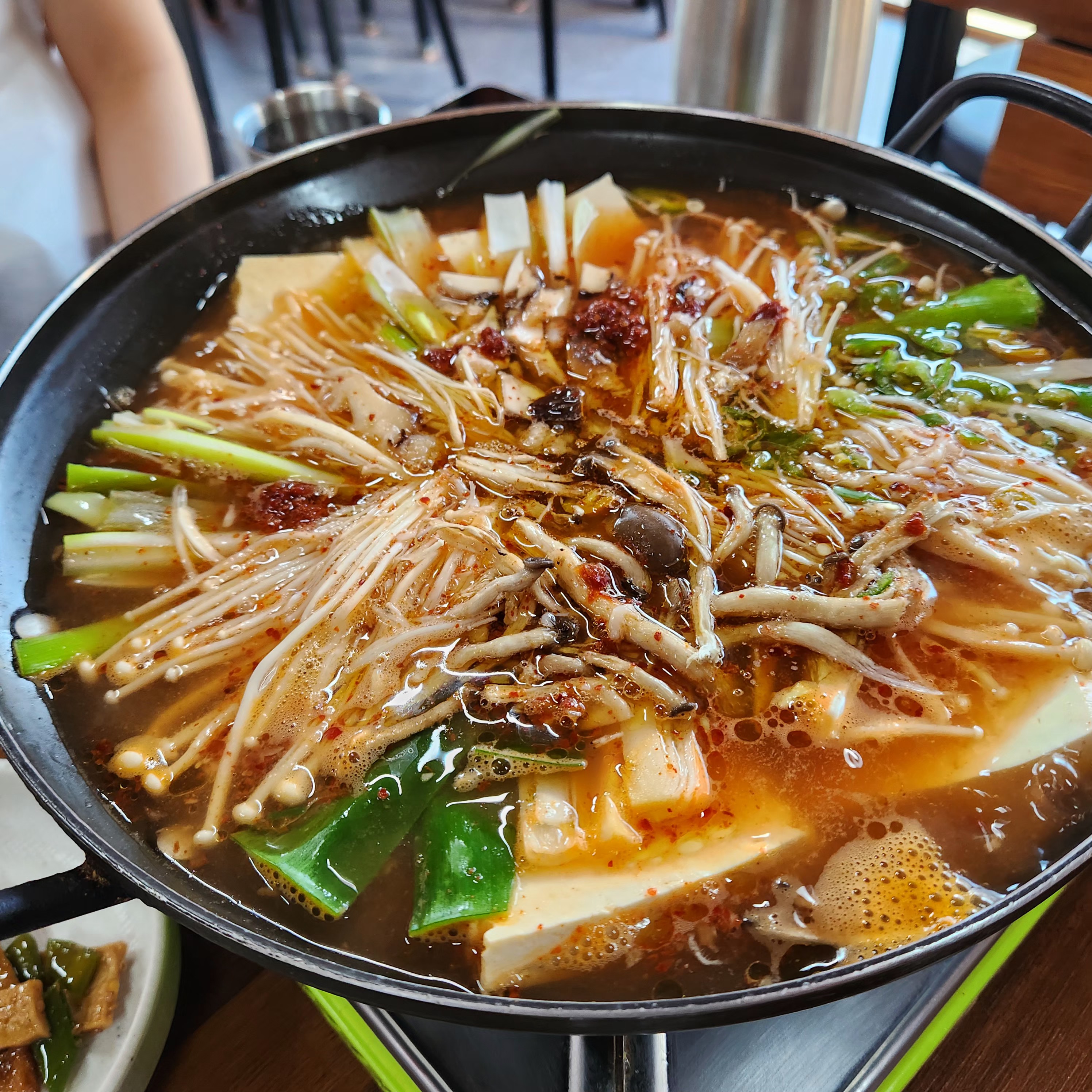 가평춘천-삼오촌두부-두부전골