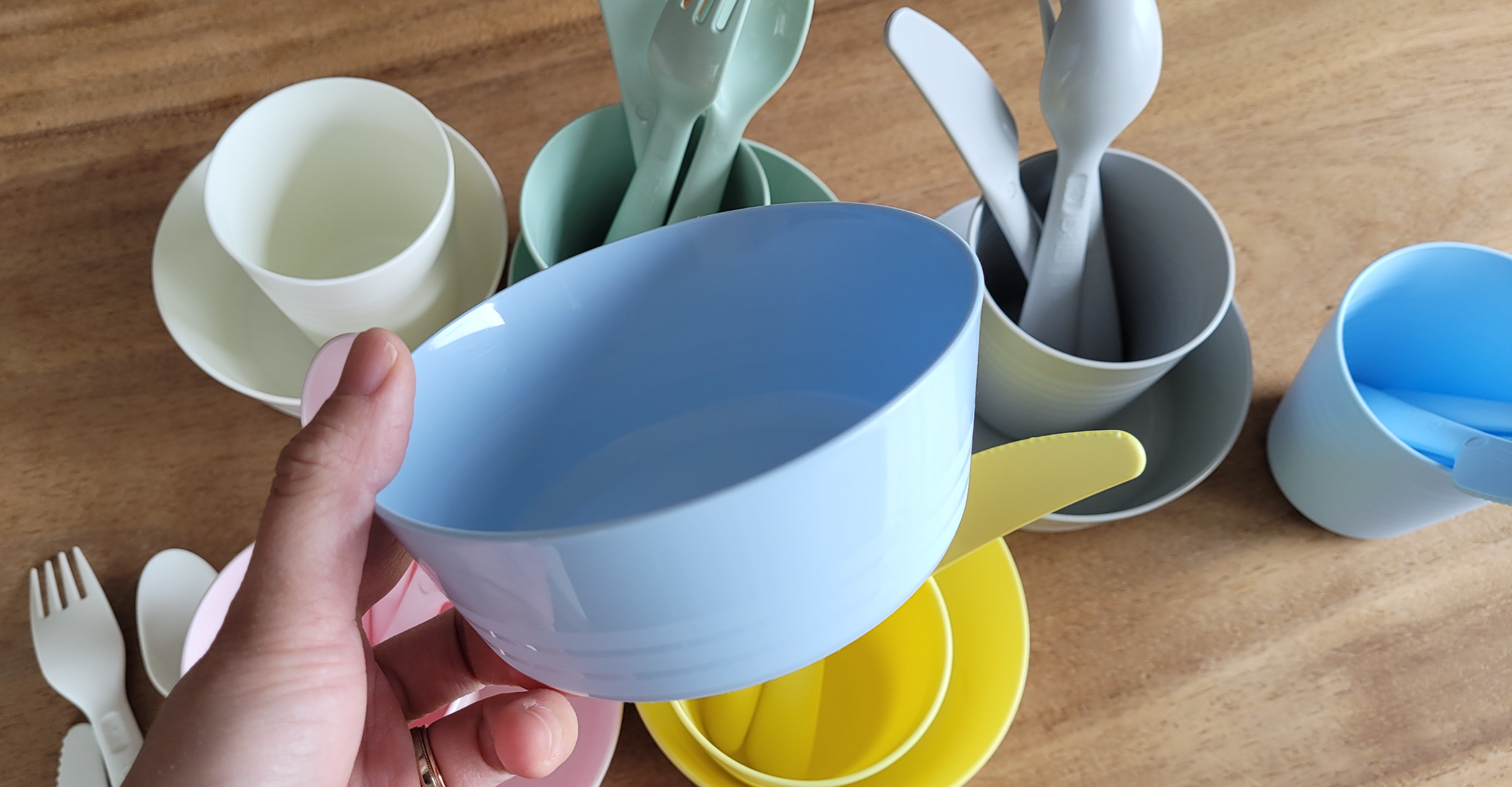 이케아 파스텔톤 그릇