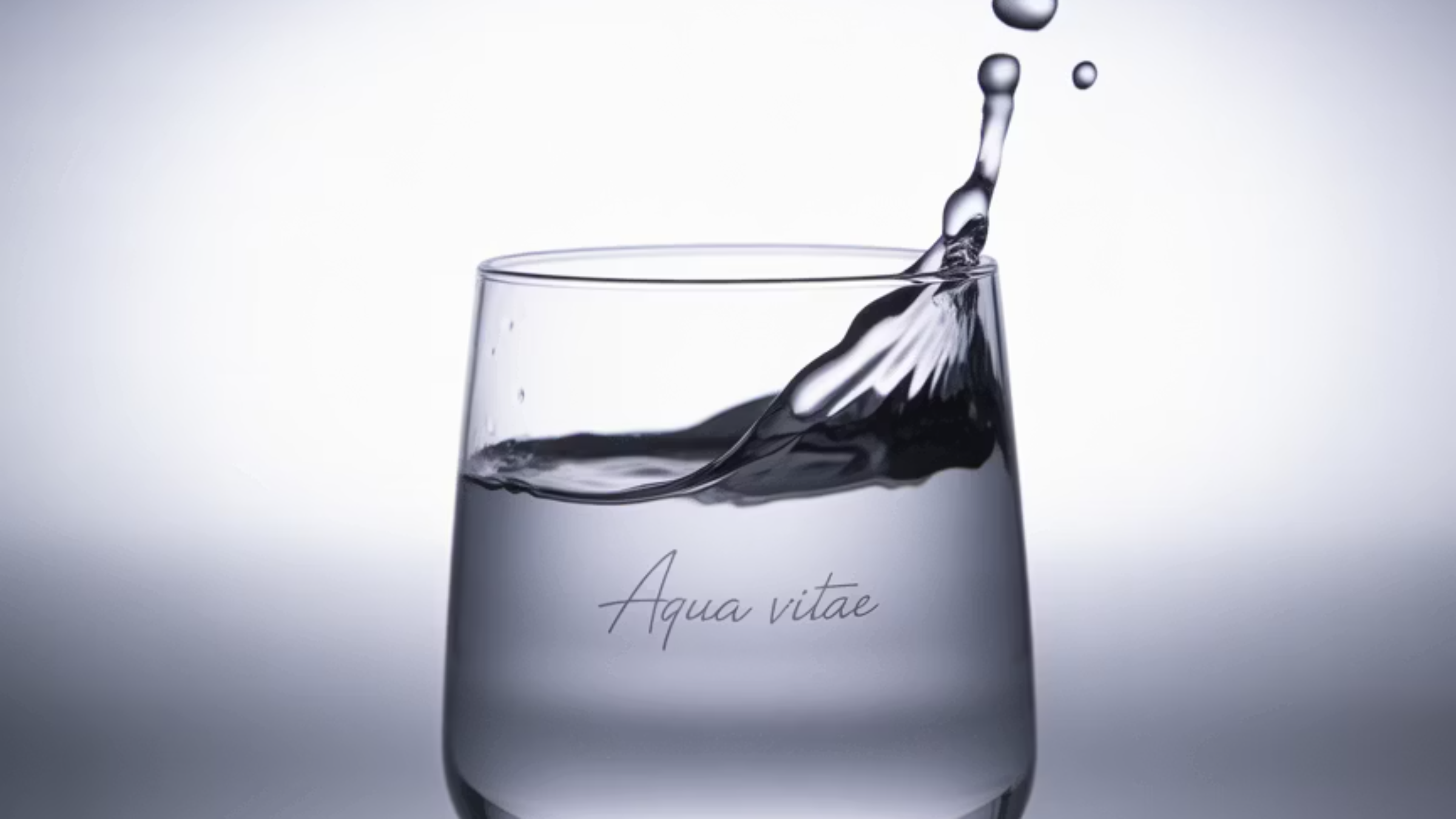 물 한잔으로 활력 불어넣기