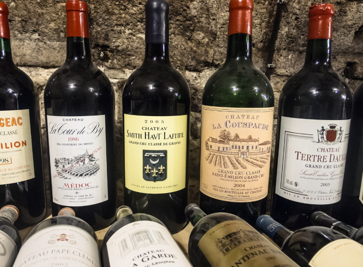 유럽 소도시 와인 관련 사진