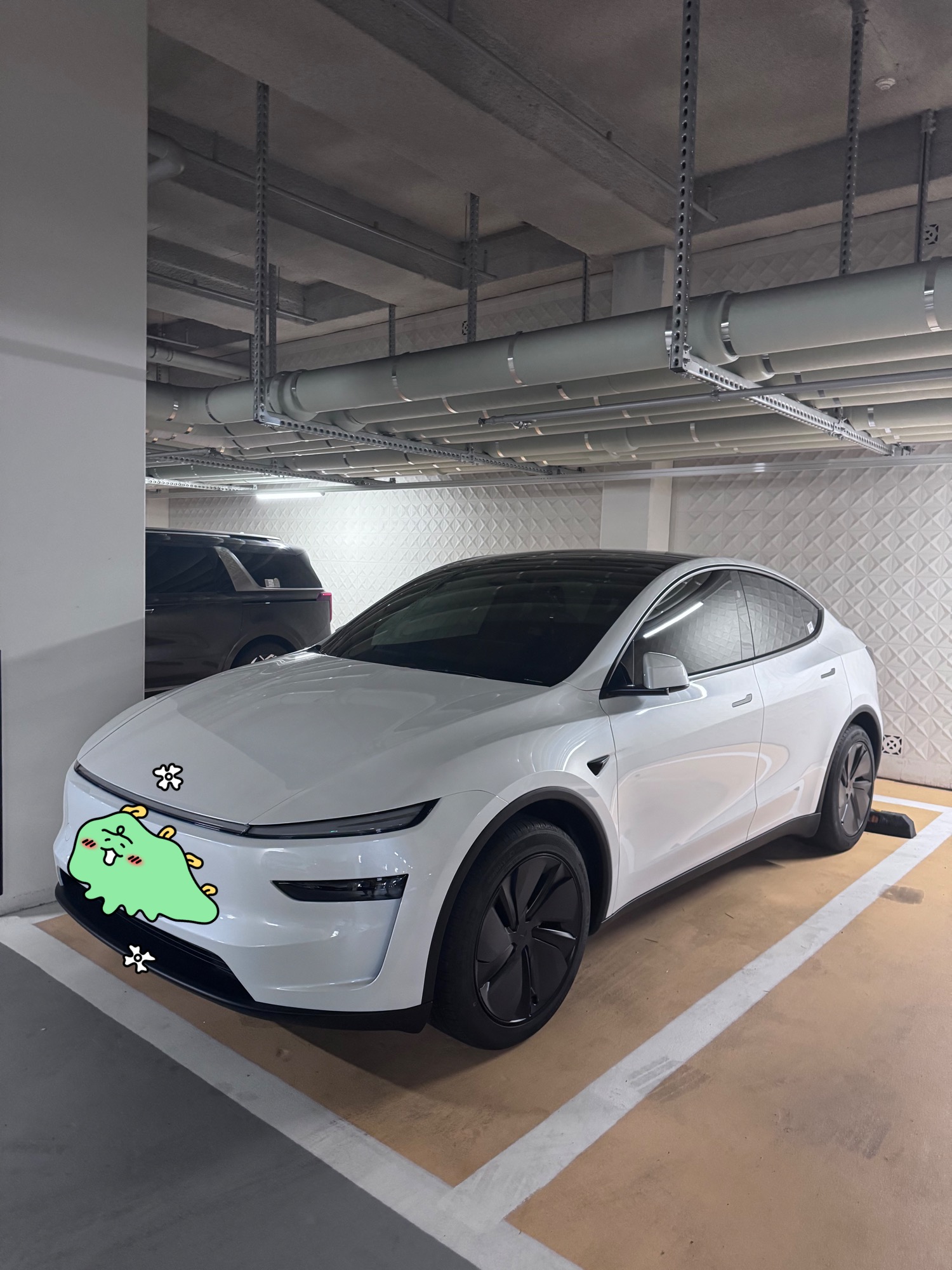 테슬라 신형 모델 Y 주니퍼