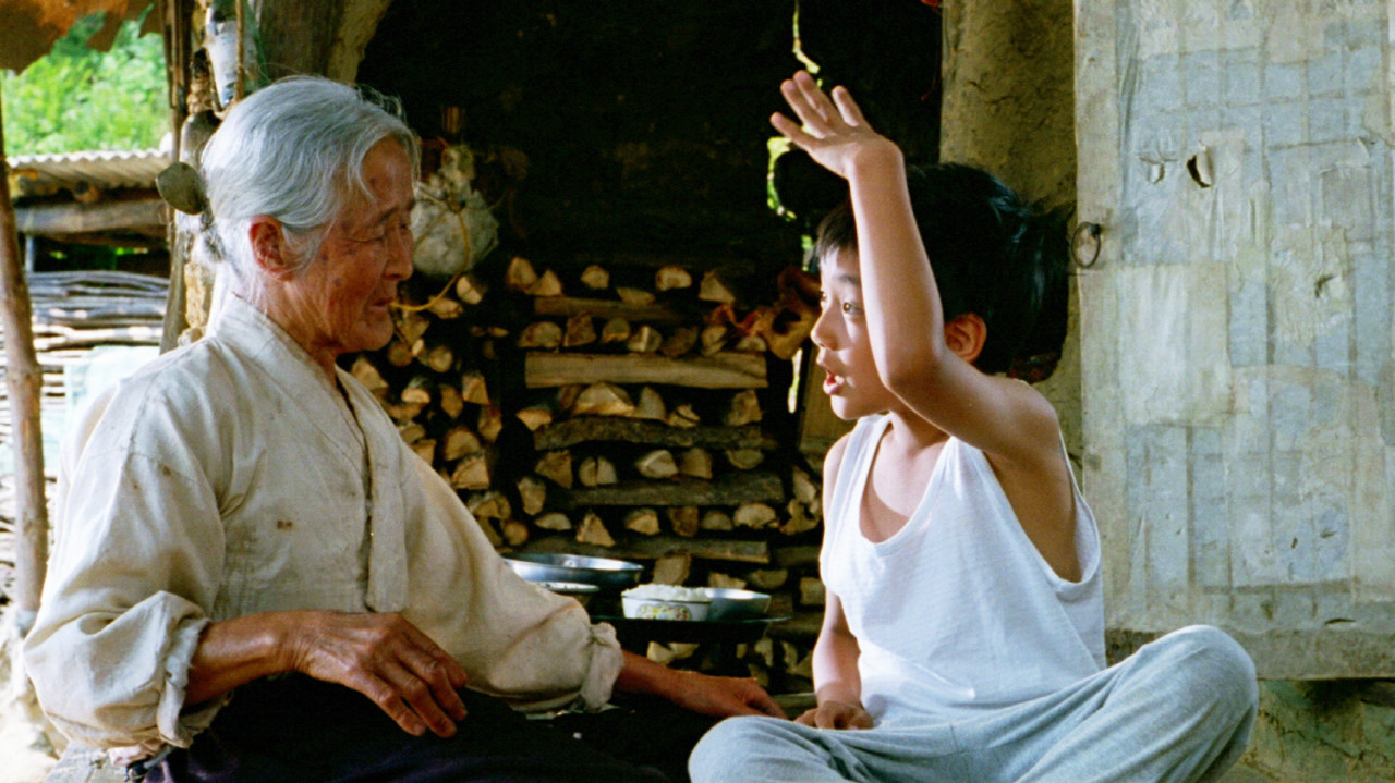 할머니가 생각나는 영화 '집으로'