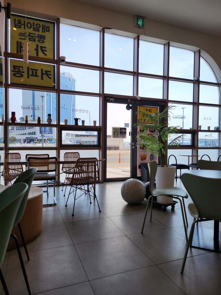 카페 내부