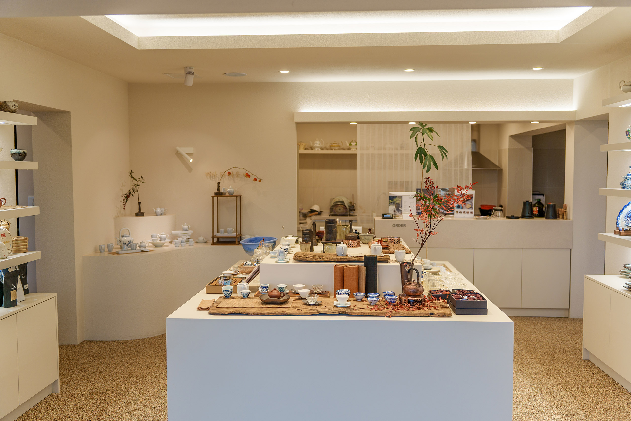 한송예술촌 백비 티 라운지 내부