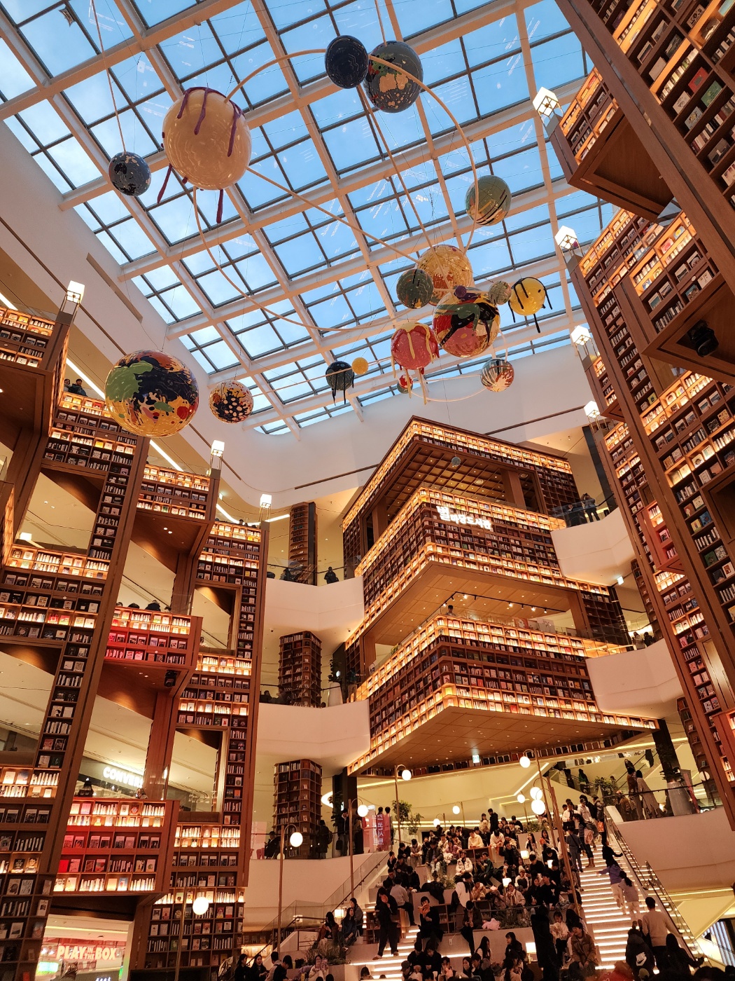 스타필드수원점별마당도서관전경