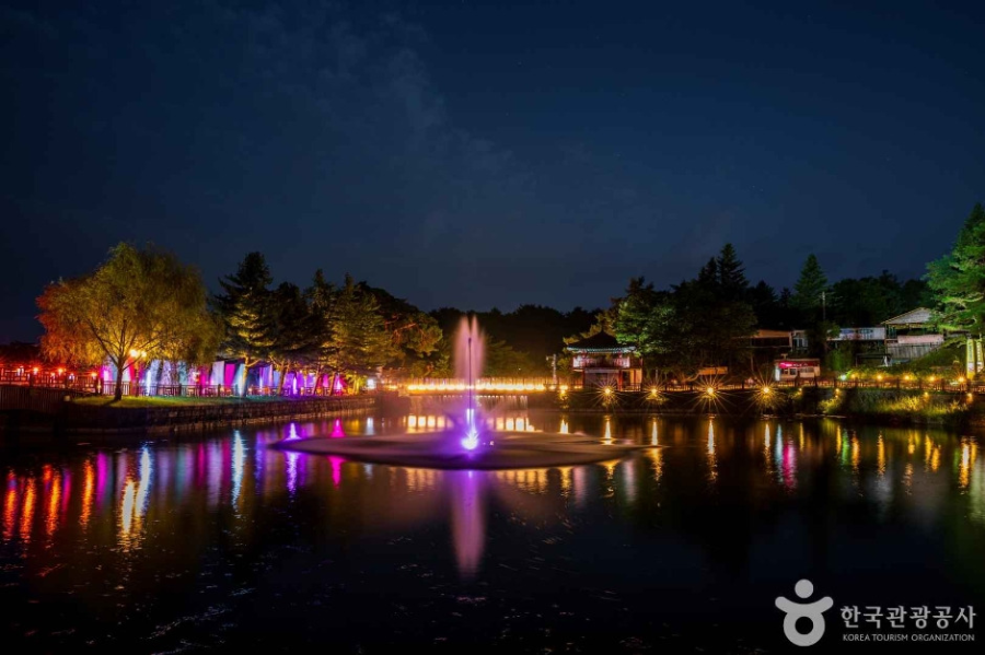 의림지 음악분수–단풍길