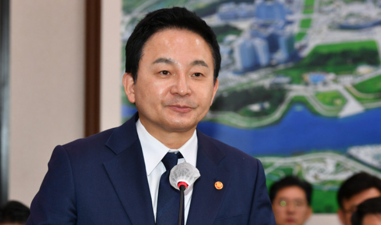 원희룡 국토교통부 장관이 인사말을 하고 있는 모습