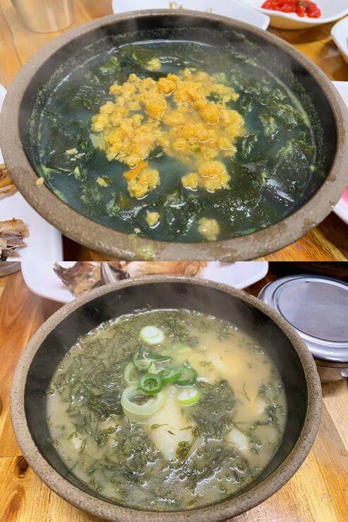 위에 사진은 성게알미역국 사진이다. 미역국은 뚝배기에 담겨져 있고 가운데 노란 성게알이 올려져 있다. 아래 사진은 뚝배기에 담긴 몸국이다. 뚝배기에 모자반과 뽀얀 국물이 담겨져있다.