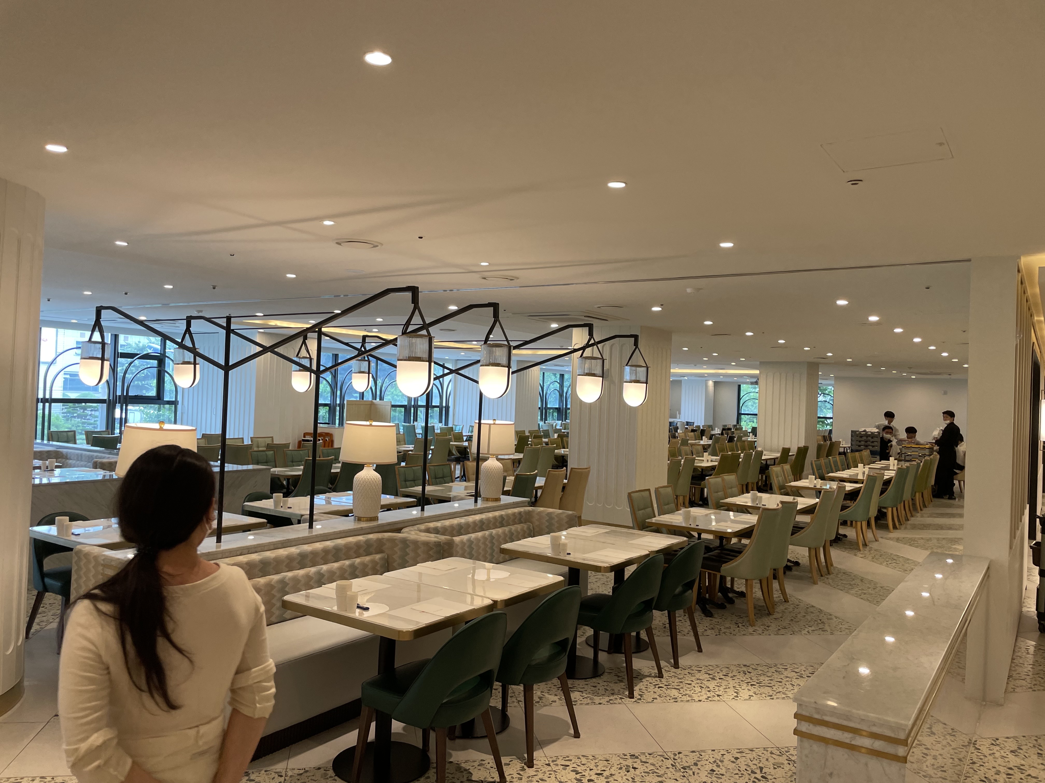 이비스 2층 뷔페