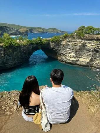 발리 브로큰 비치 Broken Beach 파도와 바람이 만든 천연 아치_10