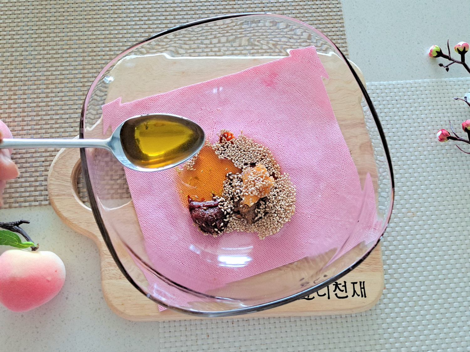 머위 효능 5가지 부작용 머위 데치기는 방법 양념장 뿌리 머위잎 머위즙