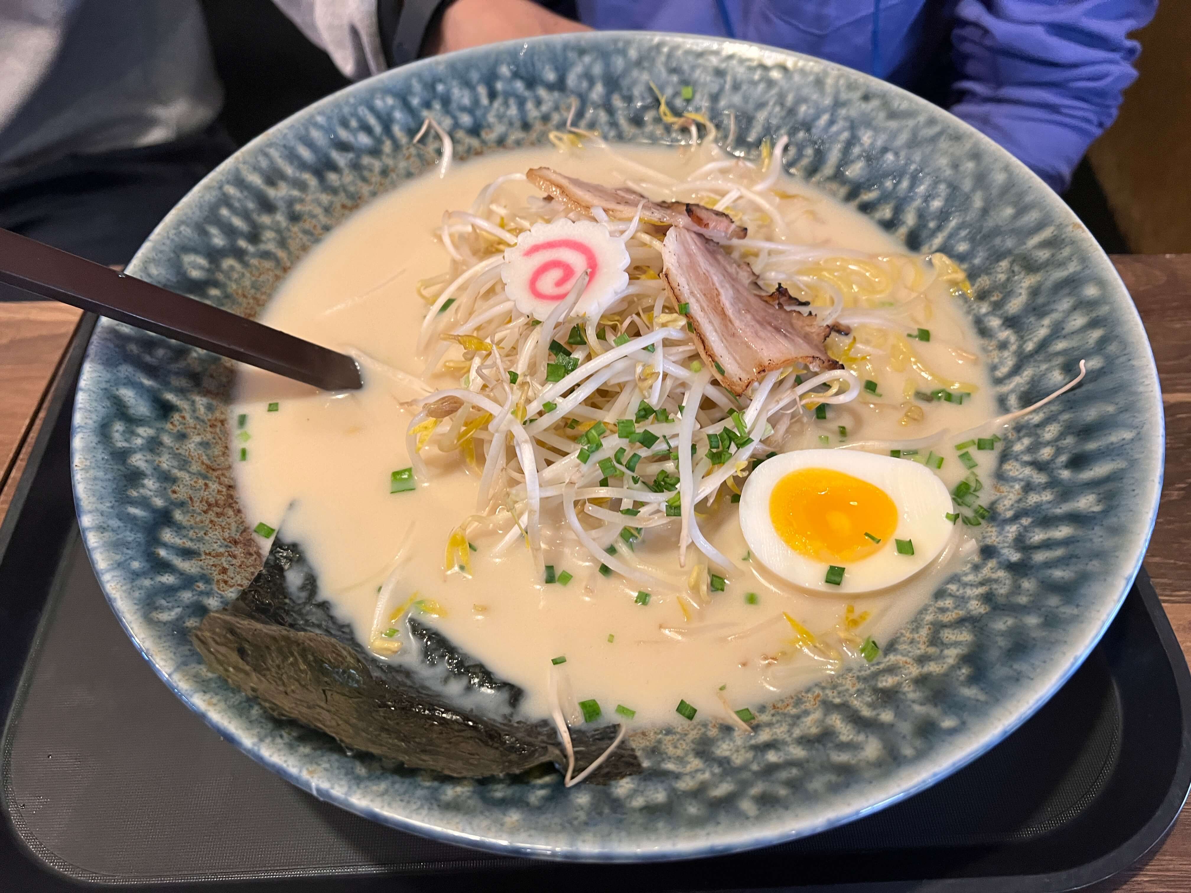 뜨끈한 국물이 일품인 라면