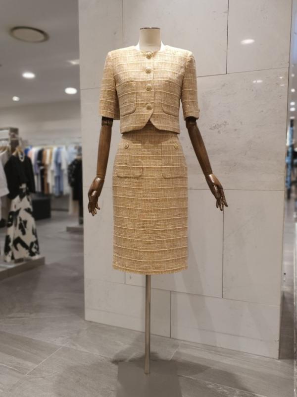 모조에스핀 크롭재킷하이웨스트스커트정장세트 S232MSF119 S232MSD119