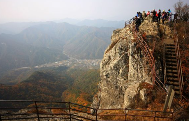 2025 충청도 단풍 명산 코스 추천 ❘ 월악산&middot;계룡산&middot;속리산 절정 시기