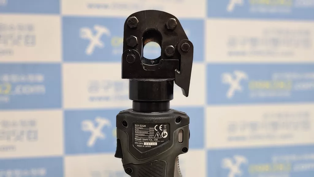 [전용 컷터 날 상세] 고강도 탄소강 와이어 전용으로 특수 설계되어 날물 마모를 최소화하는 이즈미 순정 날