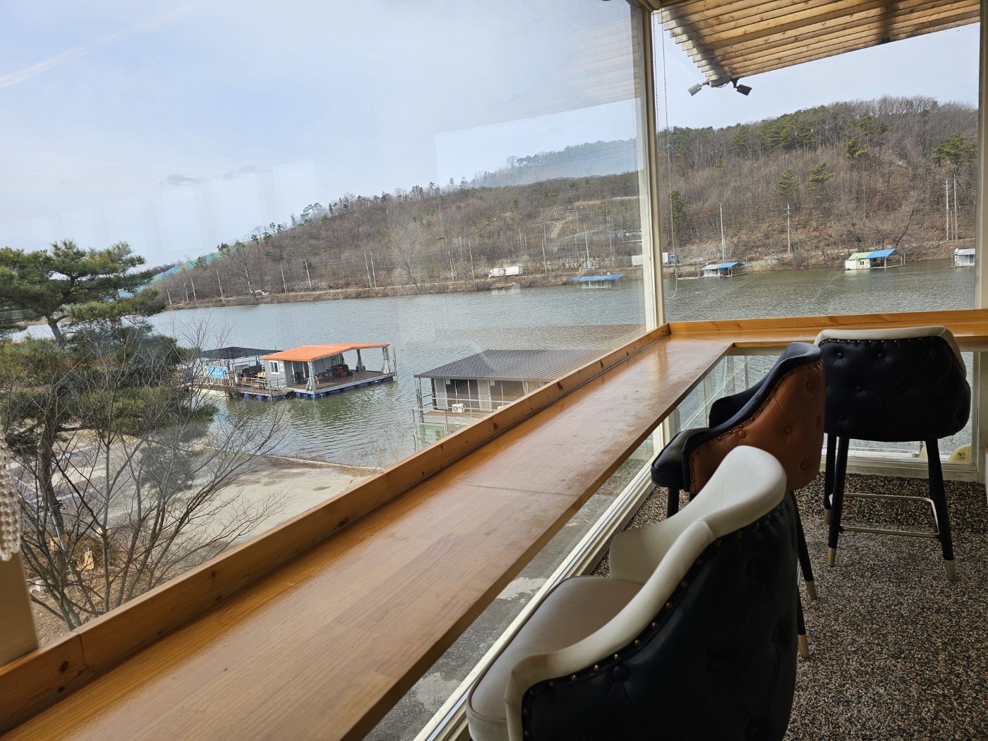 ※ 창 밖 전경들