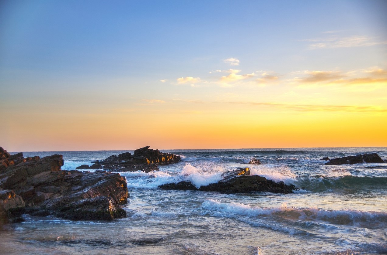 강릉-해질녘-바다-풍경