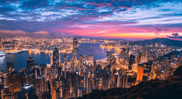 이스턴 크루즈 최저가: 럭셔리 휴가 지금 예약!