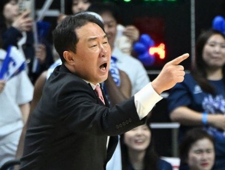 전창진 감독 프로필 나이 고향 학력 연봉 평가