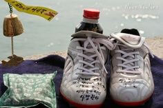 바위에-신발이-놓여있는-세월호