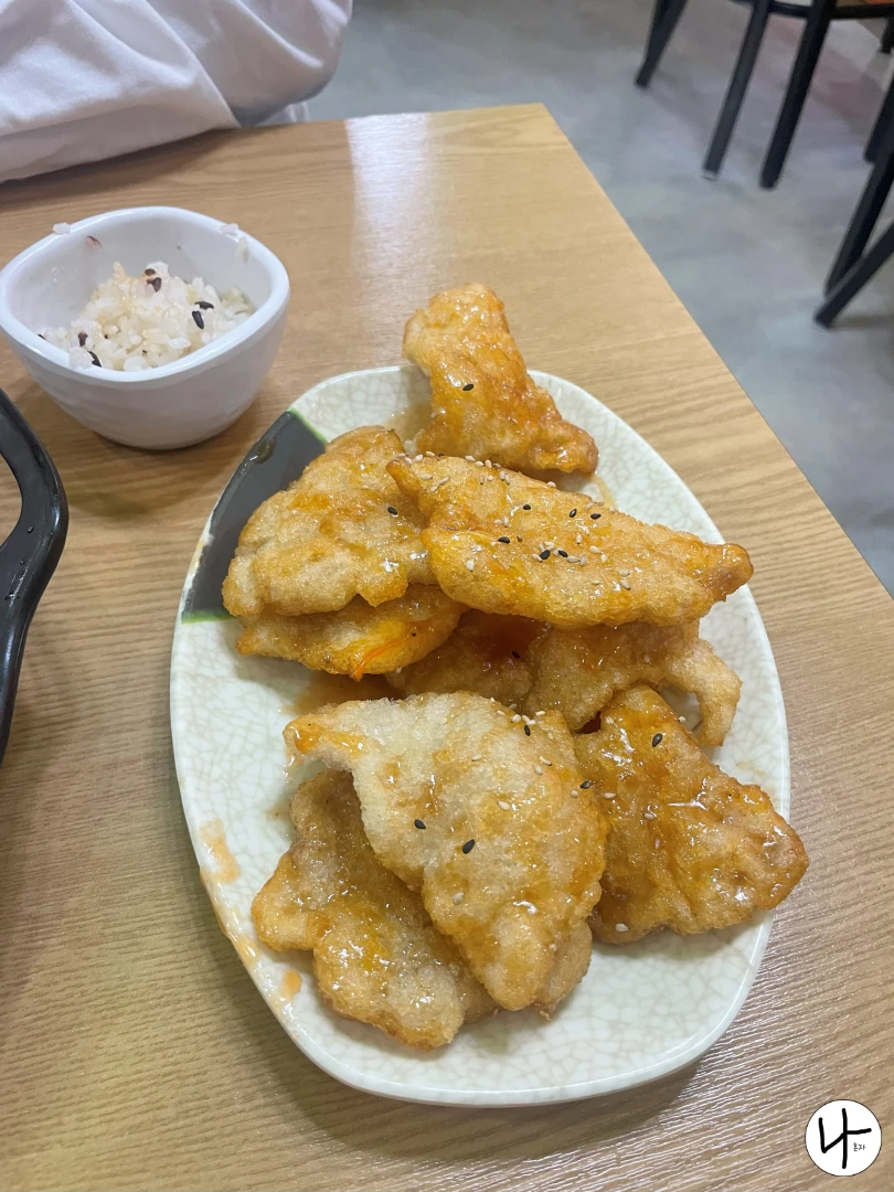 먹음직스러운-꿔바로우