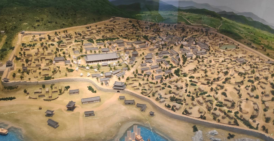 옛 진남관의 모습을 이미지로 제공합니다.