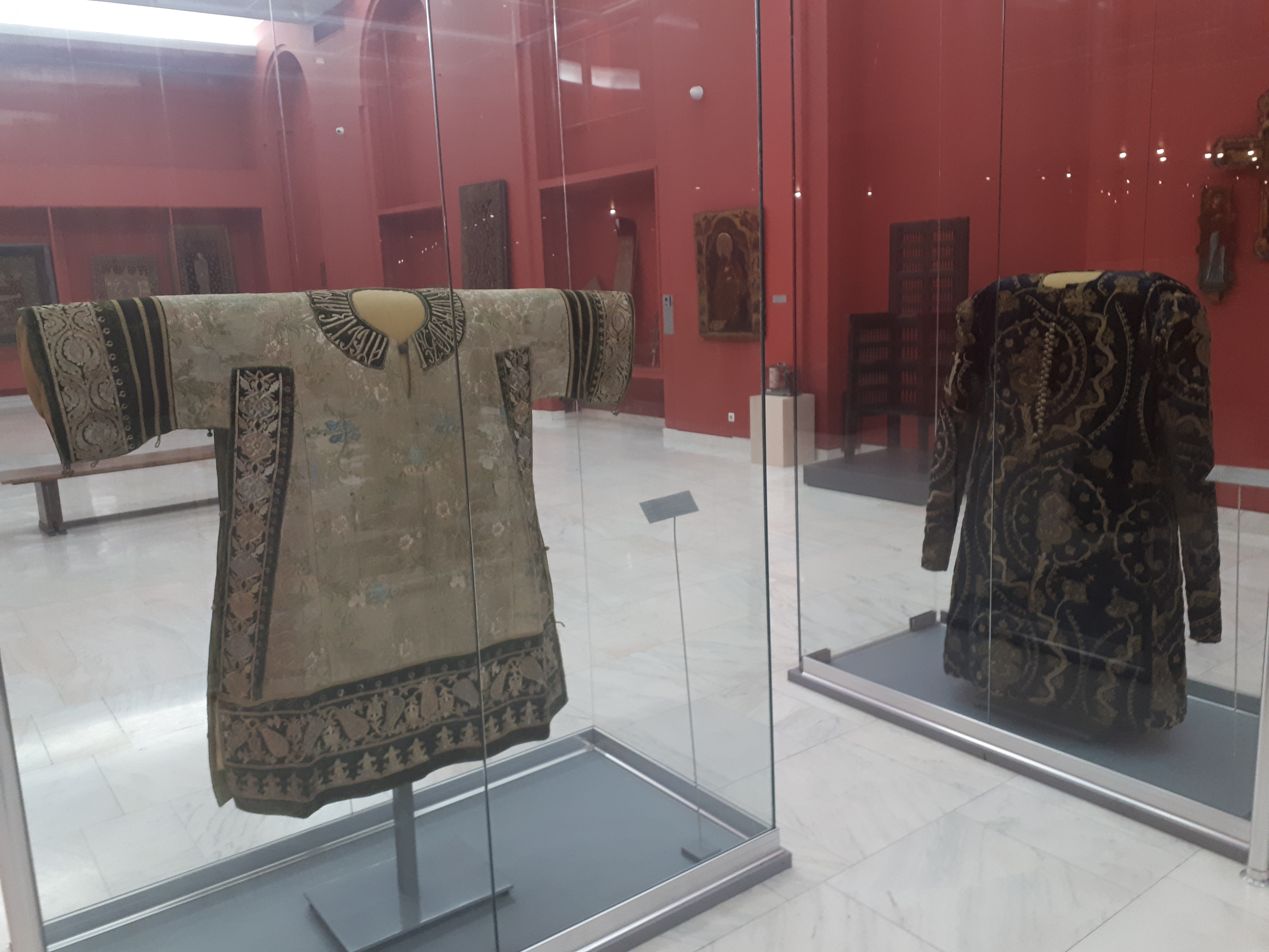 루마니아 부쿠레슈티 왕궁 고미술 갤러리