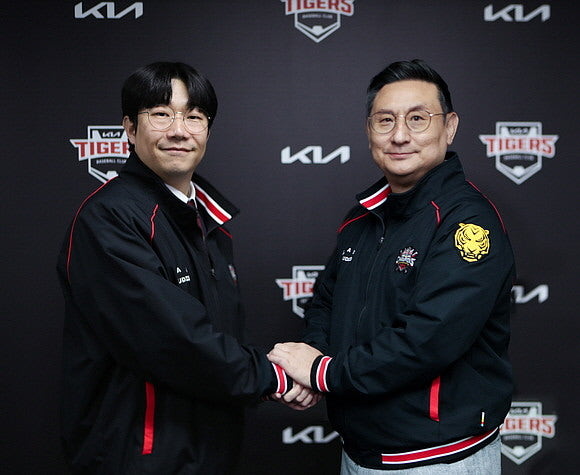 양현종, KIA 타이거즈와 2+1년 45억 FA 계약 체결