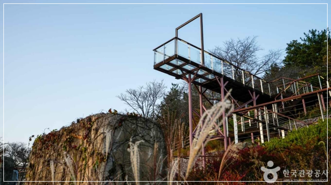밀양 가볼만한곳 베스트10 달빛쌈지공원(유리전망대)