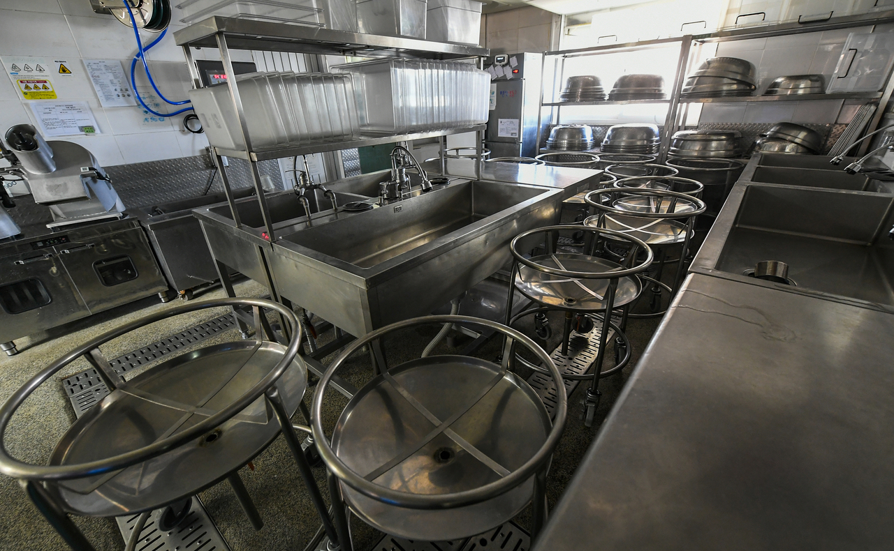 대전 학교 급식 파행 우려 "어묵·두부 못 썬다" ❘ 조리원 준법투쟁 요구사항 및 학부모 반응 총정리