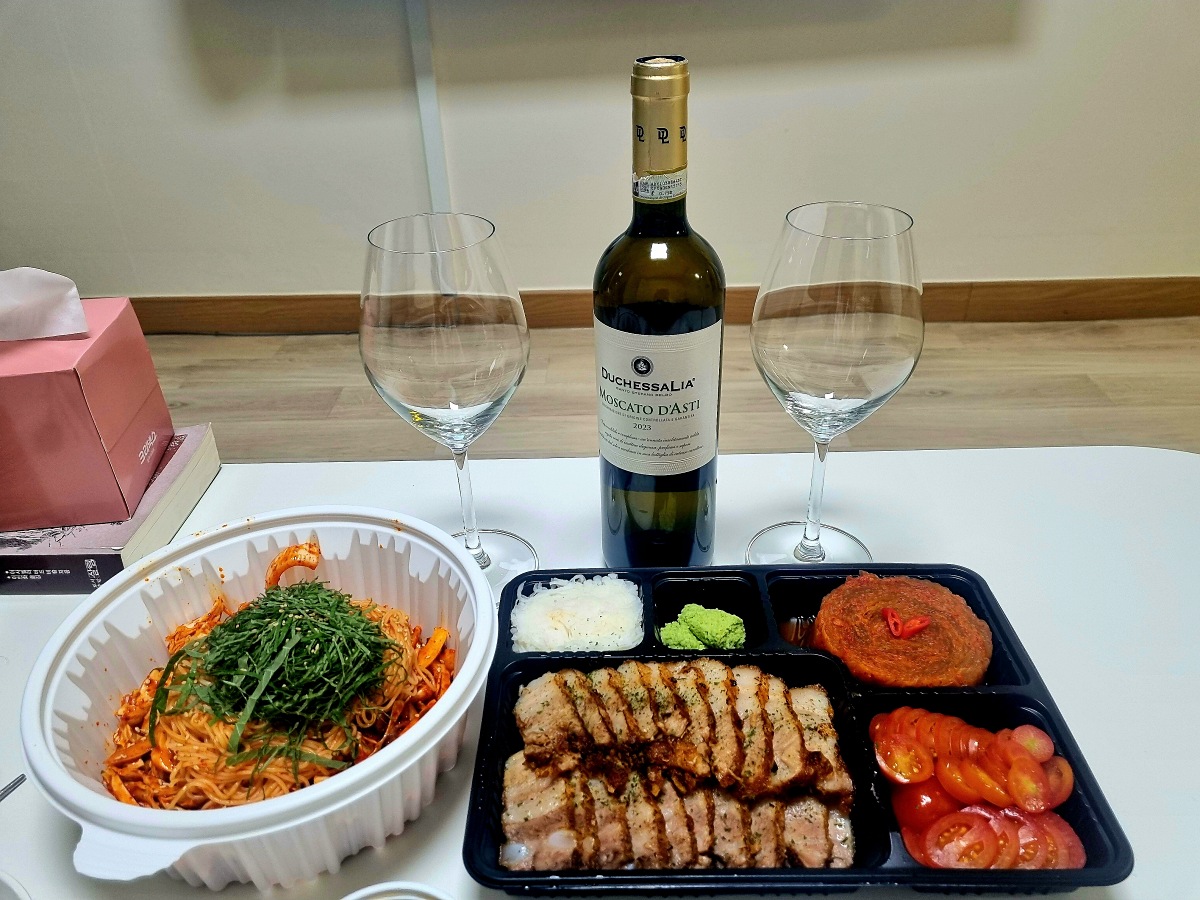 송도 현대프리미엄아울렛 인생 첫 와인: 달콤한 와인 추천, 와인 오프너 사용법, 저렴한 구입 방법
