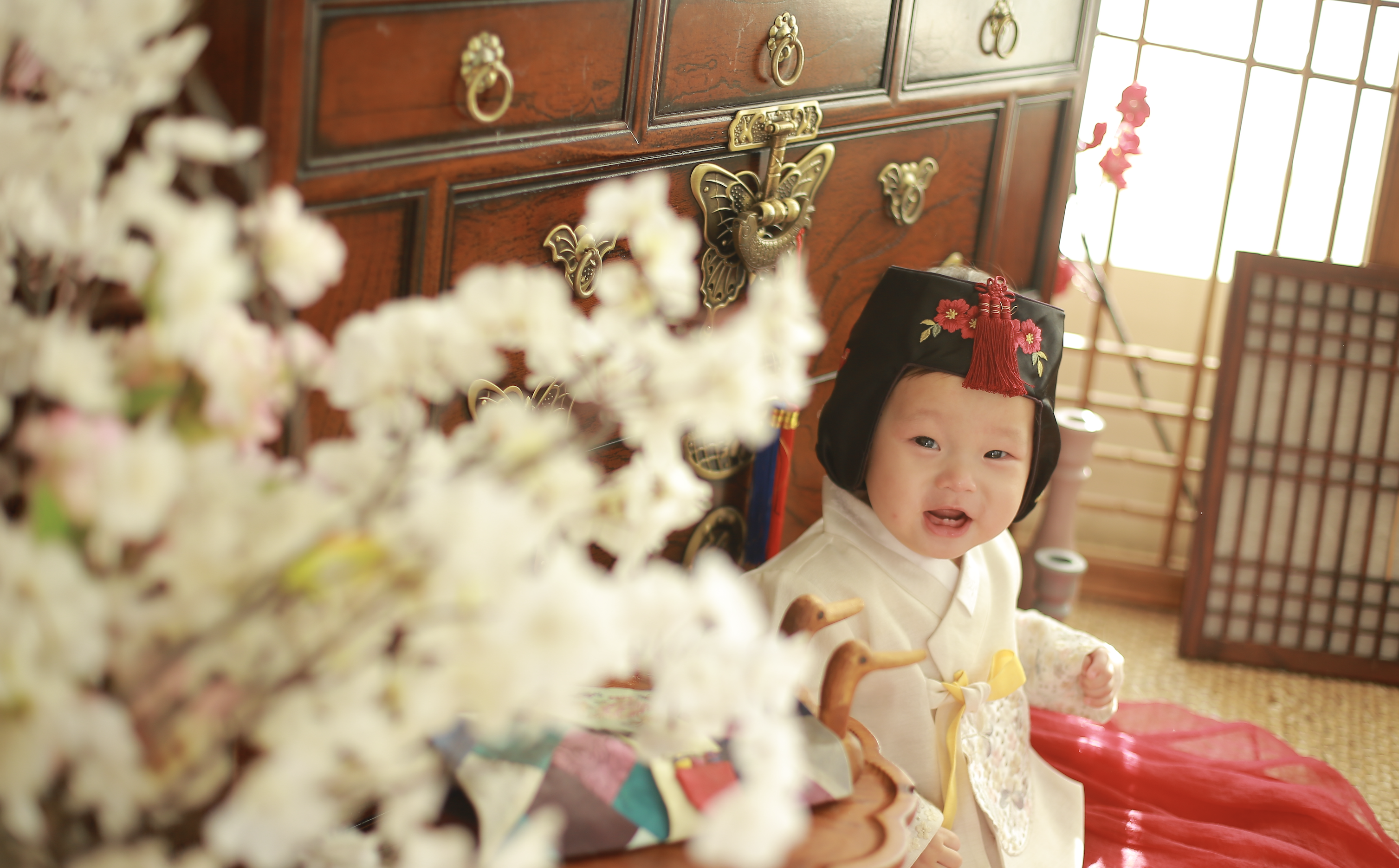 성장앨범사진우는아이