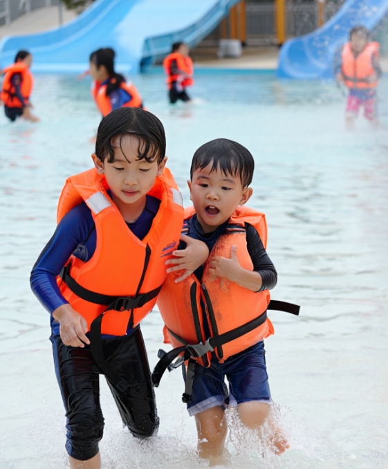 남동물빛놀이터 예약 가격&amp;#44; 인천 수영장 필수 준비물