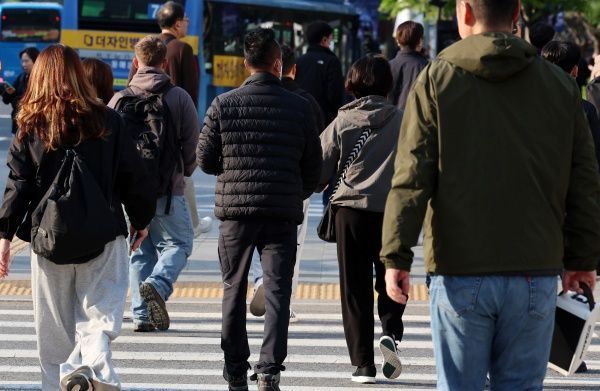 한파특보 발령: 2026년 4월 하순 역대급 한파주의보, 강원&middot;충남&middot;전북 기온 급락 및 황사 주의보