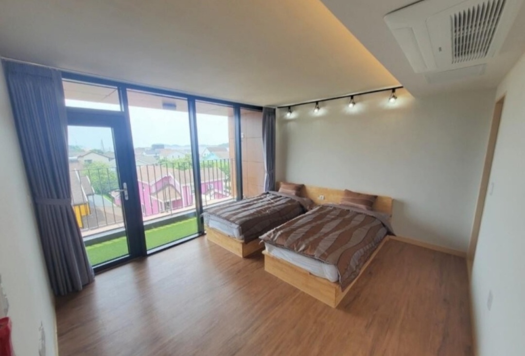 천둥소리 침실2