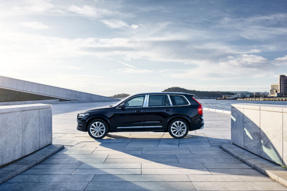 볼보 공식 인증 중고차 XC90 S90 가격