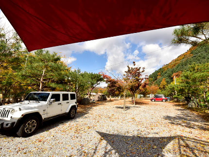 가평 홀리데이 캠프 (자연, 힐링, 추억의 공간)