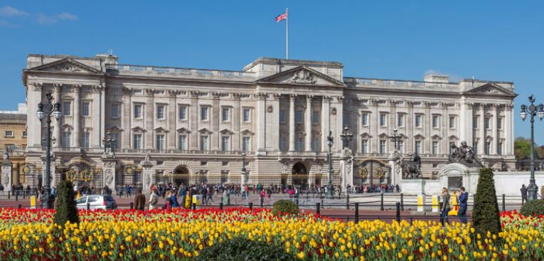버킹엄궁전