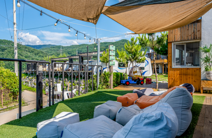 경기-가평-올덴-카라반-캠핑장-사진-입니다.