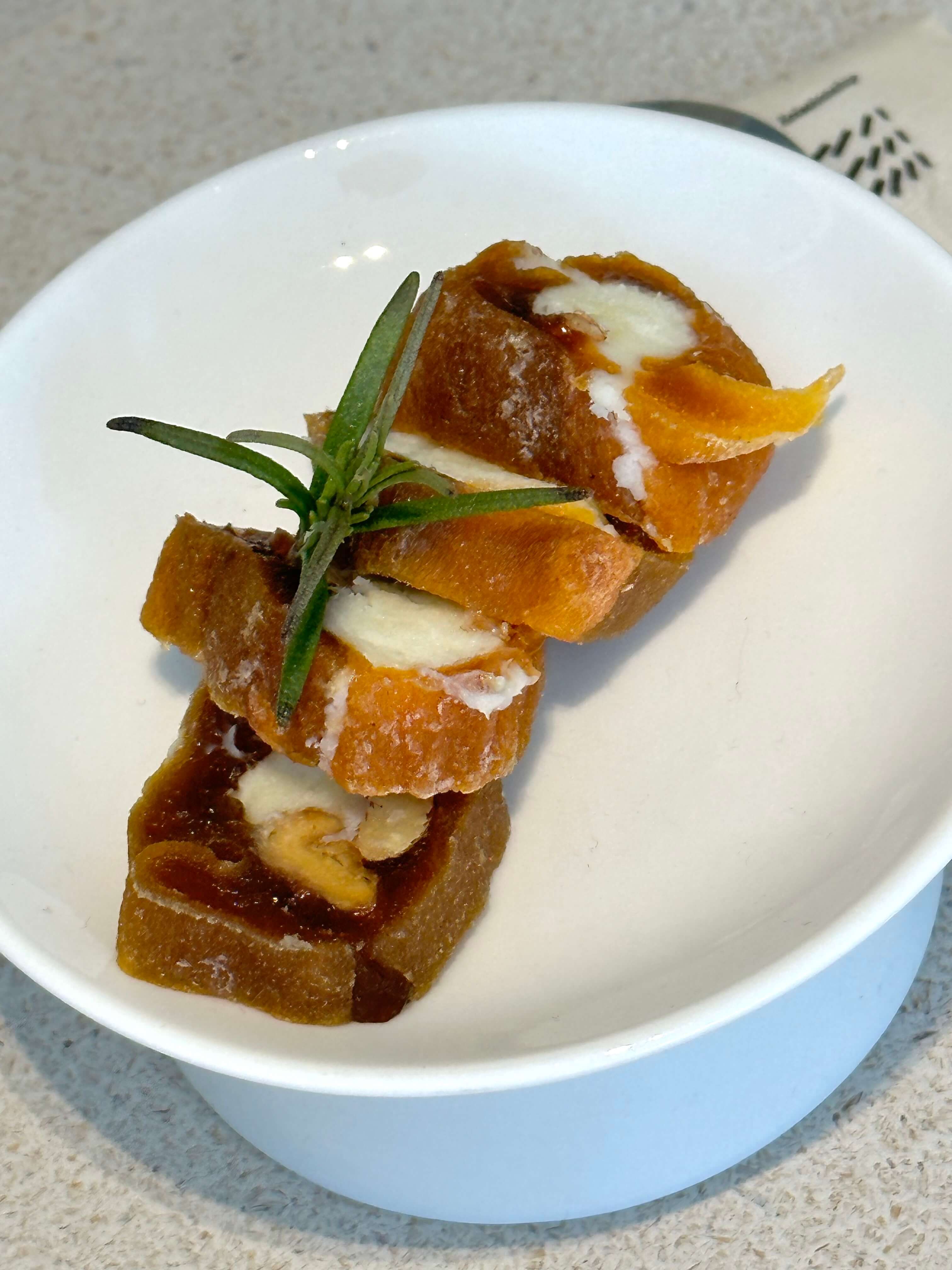 삼덕동 수평적관계 경대병원역 인근 대형카페