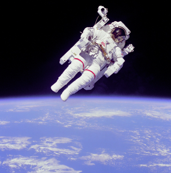 우주에서는 몸이 어떻게 변할까?