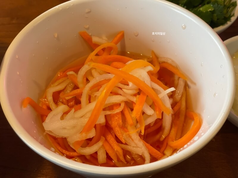 화성 봉담 맛집 포히엔 베트남 현지식 - 기본 피클