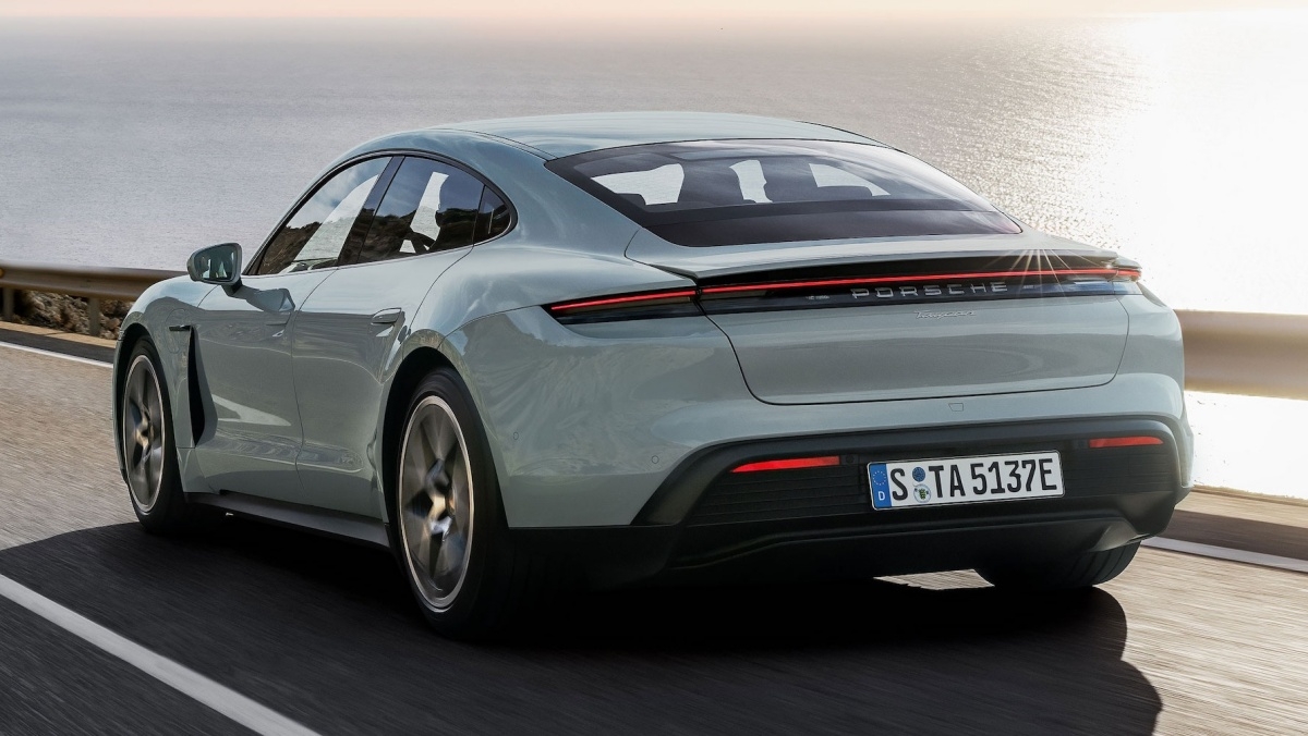 포르쉐 타이칸 페이스리프트